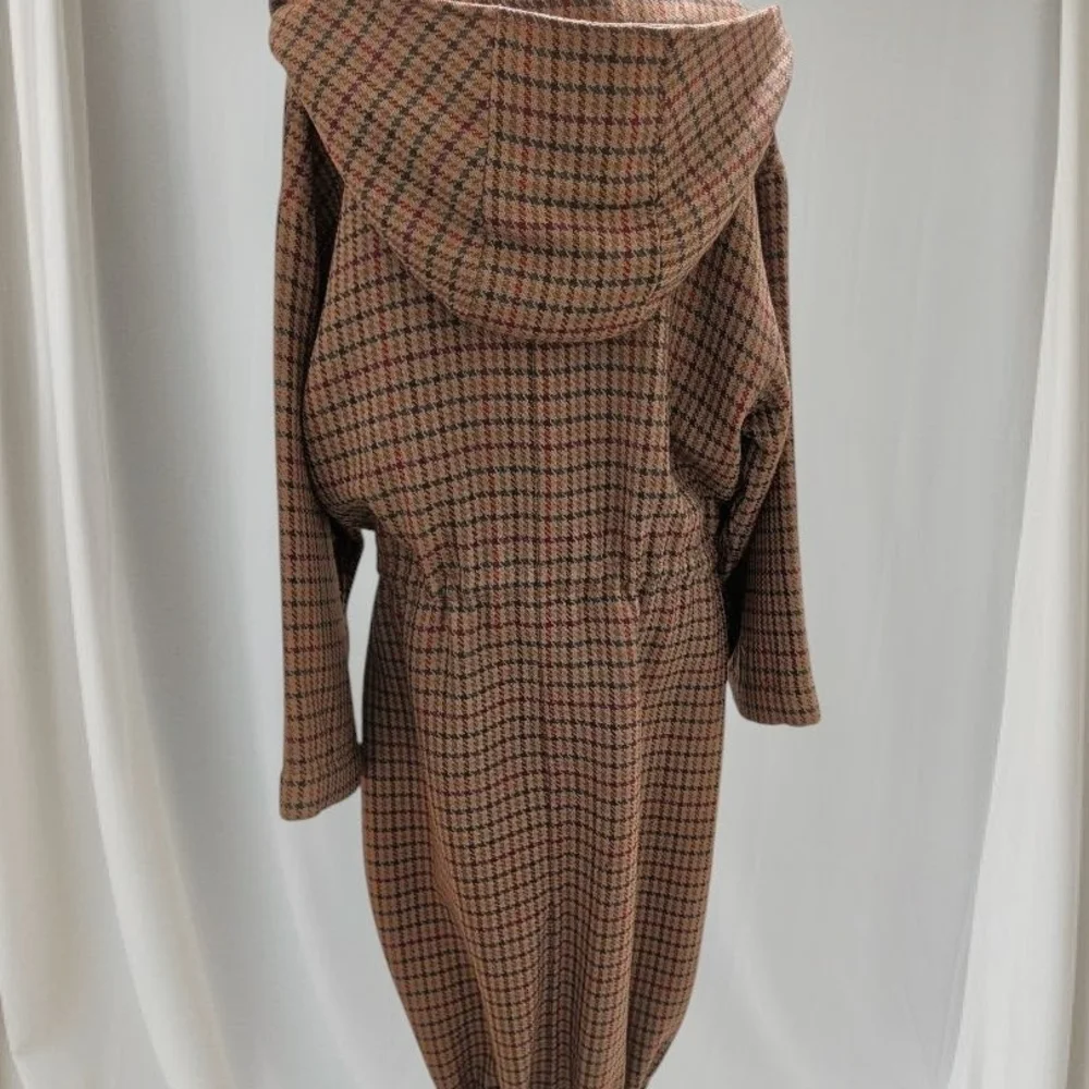 Statement Piece Italian Oversized Plaid Wool Coat - Picture 8 of 9